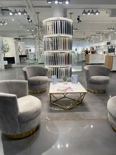 TileBar, showroom photograph 3 of 4